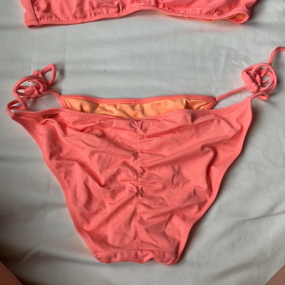 VS String Bikini Set - Picture 3 of 6